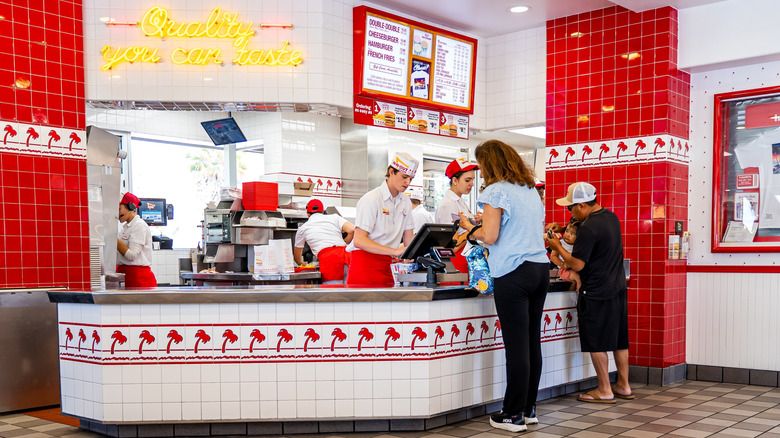 customers ordering inside an In-N-Out burger