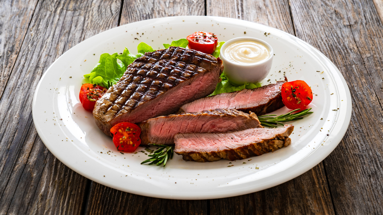 4 Restaurant Chains Rumored To Use Frozen Steaks - Tasting Table
