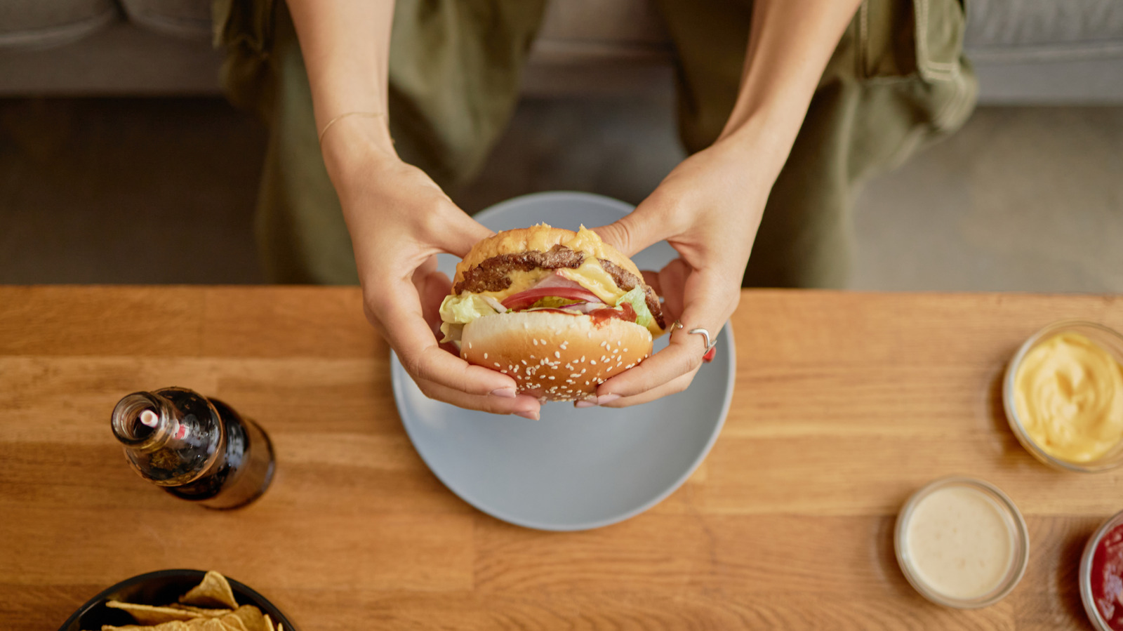 4 Store-Bought Burger Brands To Grab And 2 To Avoid