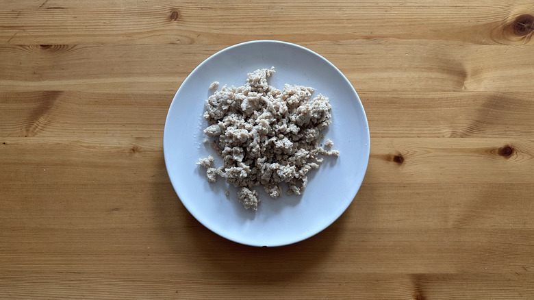 365 Ground Chicken on white plate