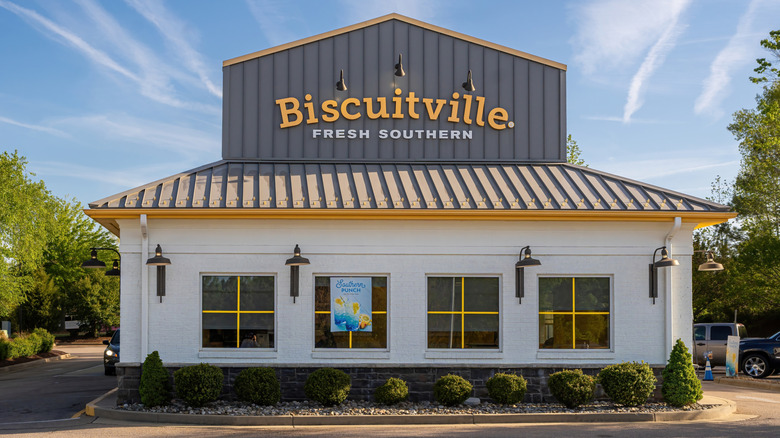 Biscuitville restaurant building on sunny day