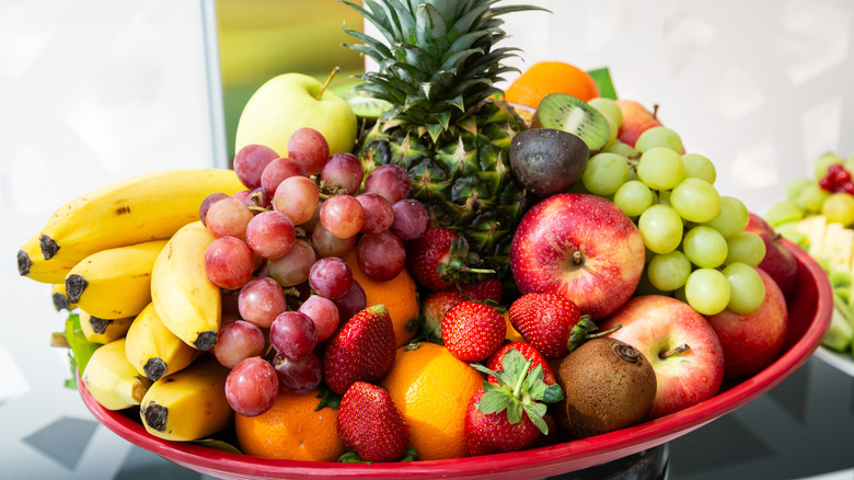 Bowl full of fresh fruits