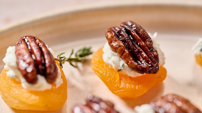 5-Ingredient Goat Cheese And Apricot Appetizer Recipe