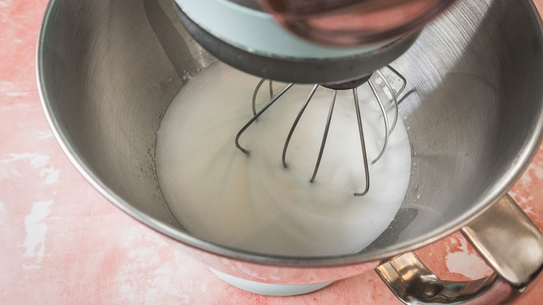 Stand mixer whisking egg whites