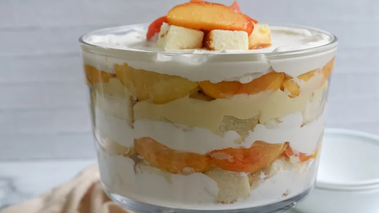 Summer Peaches and Cream Trifle in glass trifle dish