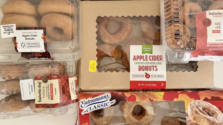 Various apple cider donuts on a table