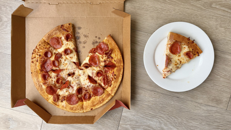 Original Pan pizza on a plate