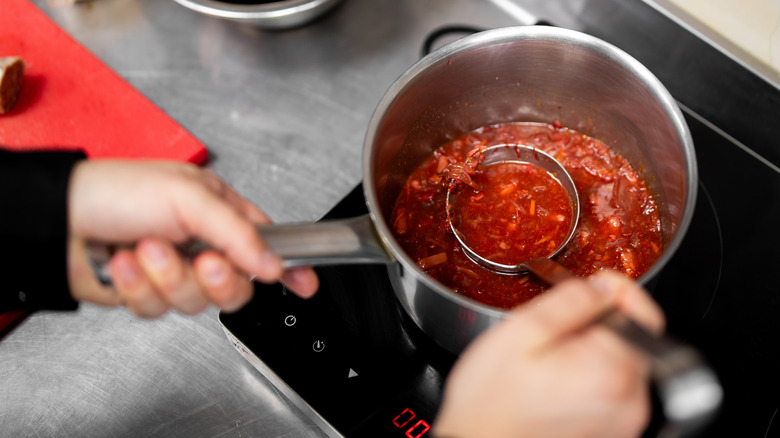 5 Things Induction Stoves Do Better Than Electric Stoves