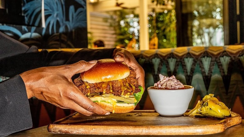 Fried chicken sandwich