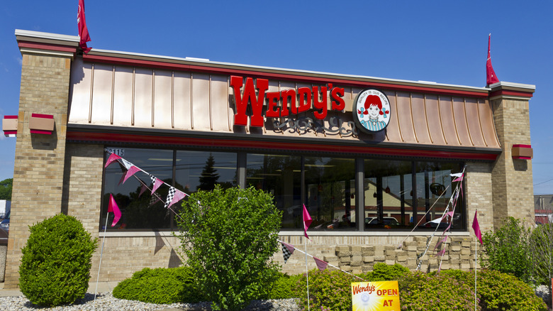 Wendy's exterior