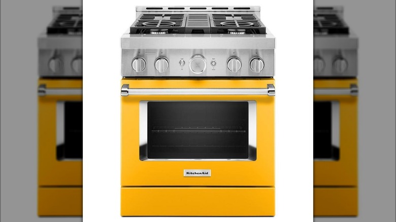 The KitchenAid 30-Inch Smart Commercial-Style Gas Range against a white background