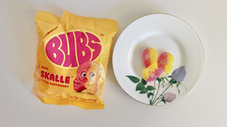 Three Sour Lemon Raspberry Skalle on a plate