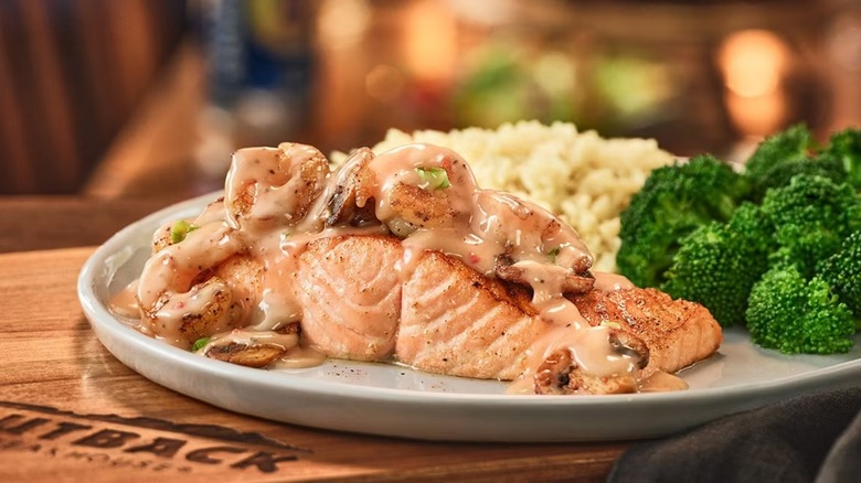 Toowoomba Salmon with broccoli and mashed potatoes