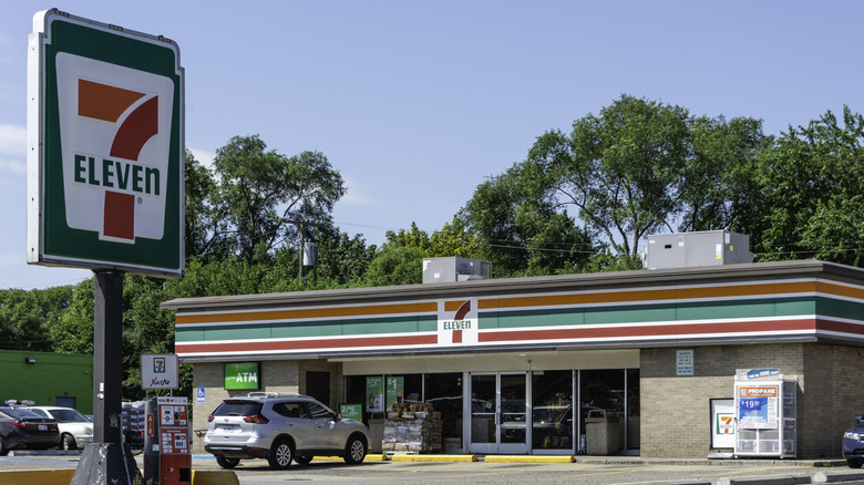 Store with sign that says 7-Eleven