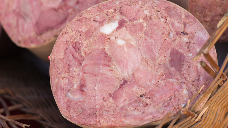 6 Lunch Meats That Were Popular In The '70s You Rarely See Anymore