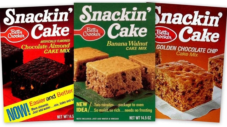 boxes of Betty Crocker Snackin' Cakes