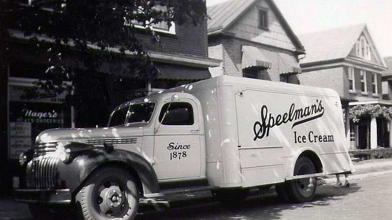 old speelmans ice cream truck