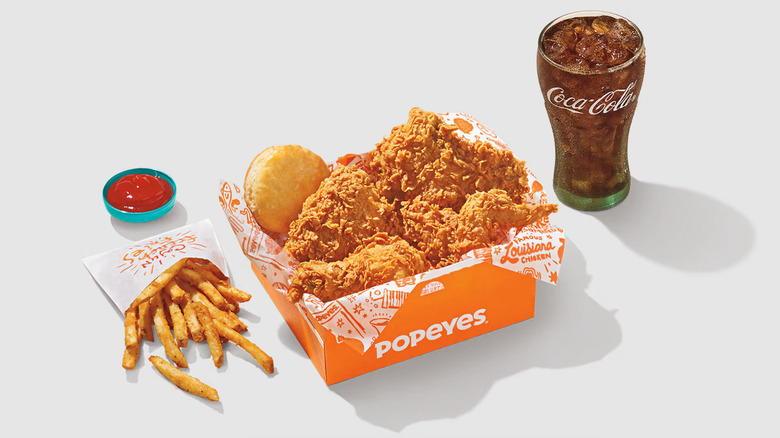 A product image of the 4Pc Classic Signature Chicken Combo from Popeyes