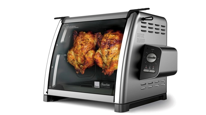 promotional image of Showtime oven model on white background