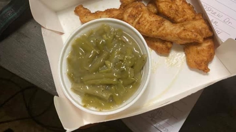Popeyes green beans with blackened chicken