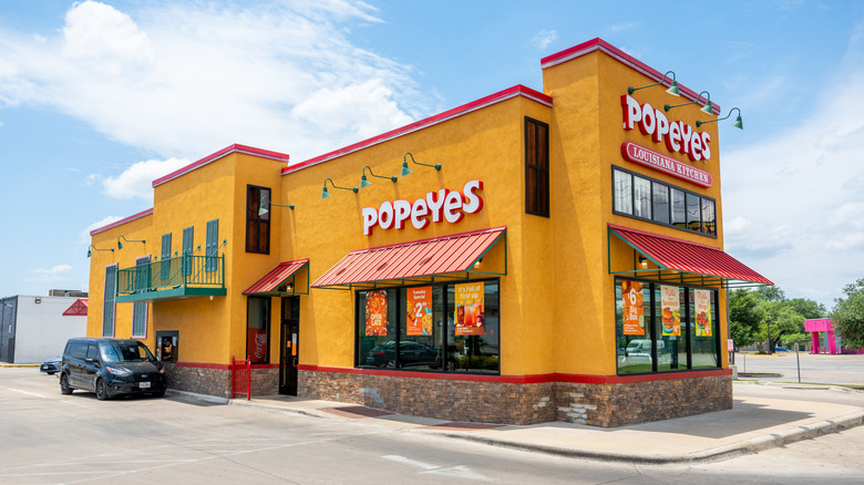 Popeyes store from outside