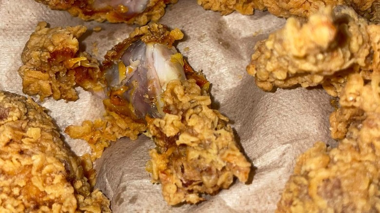 Close up of Popeyes chicken