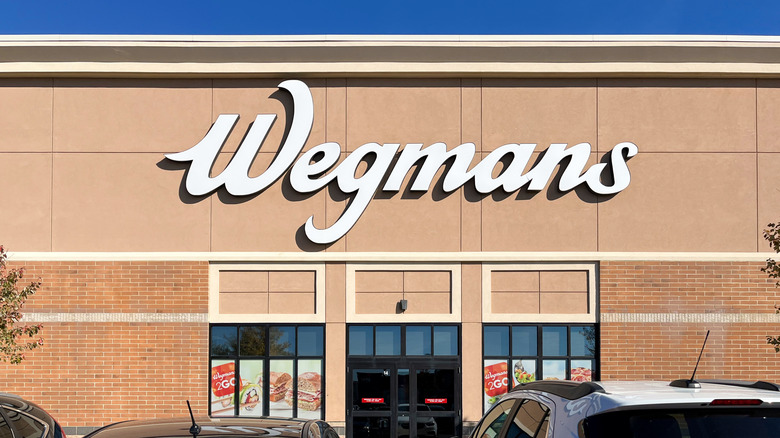 The Wegmans exterior.