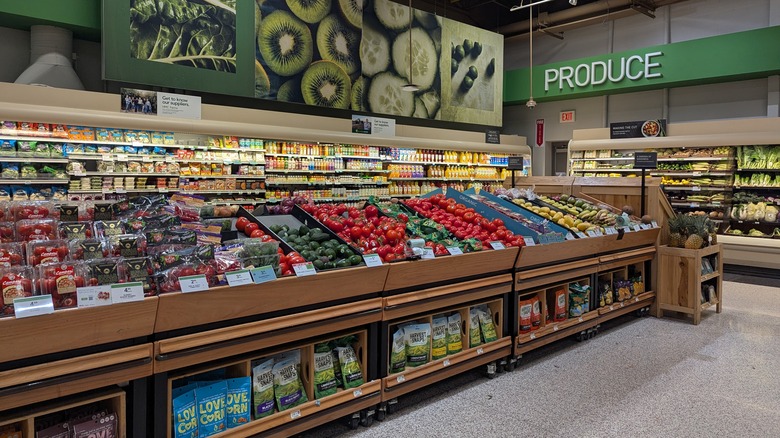 Publix produce section