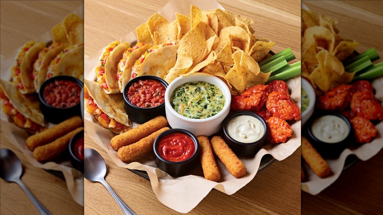 Variety of appetizers from Applebee's on tray