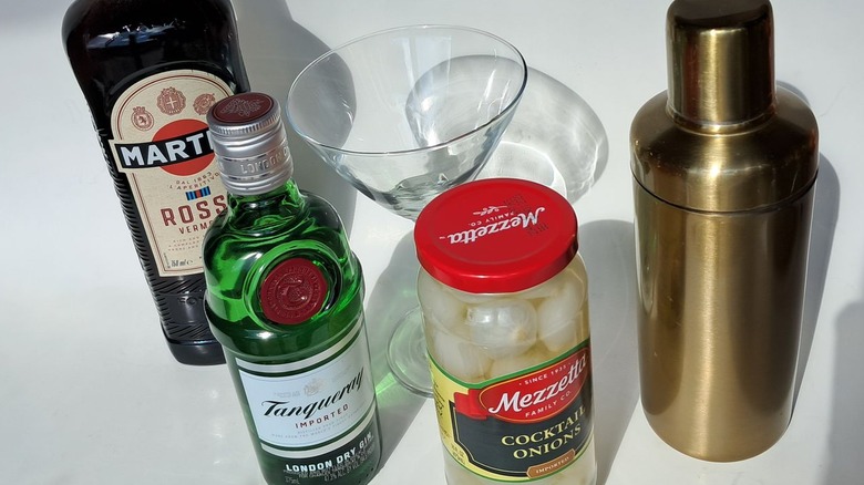 Gibson martini ingredients