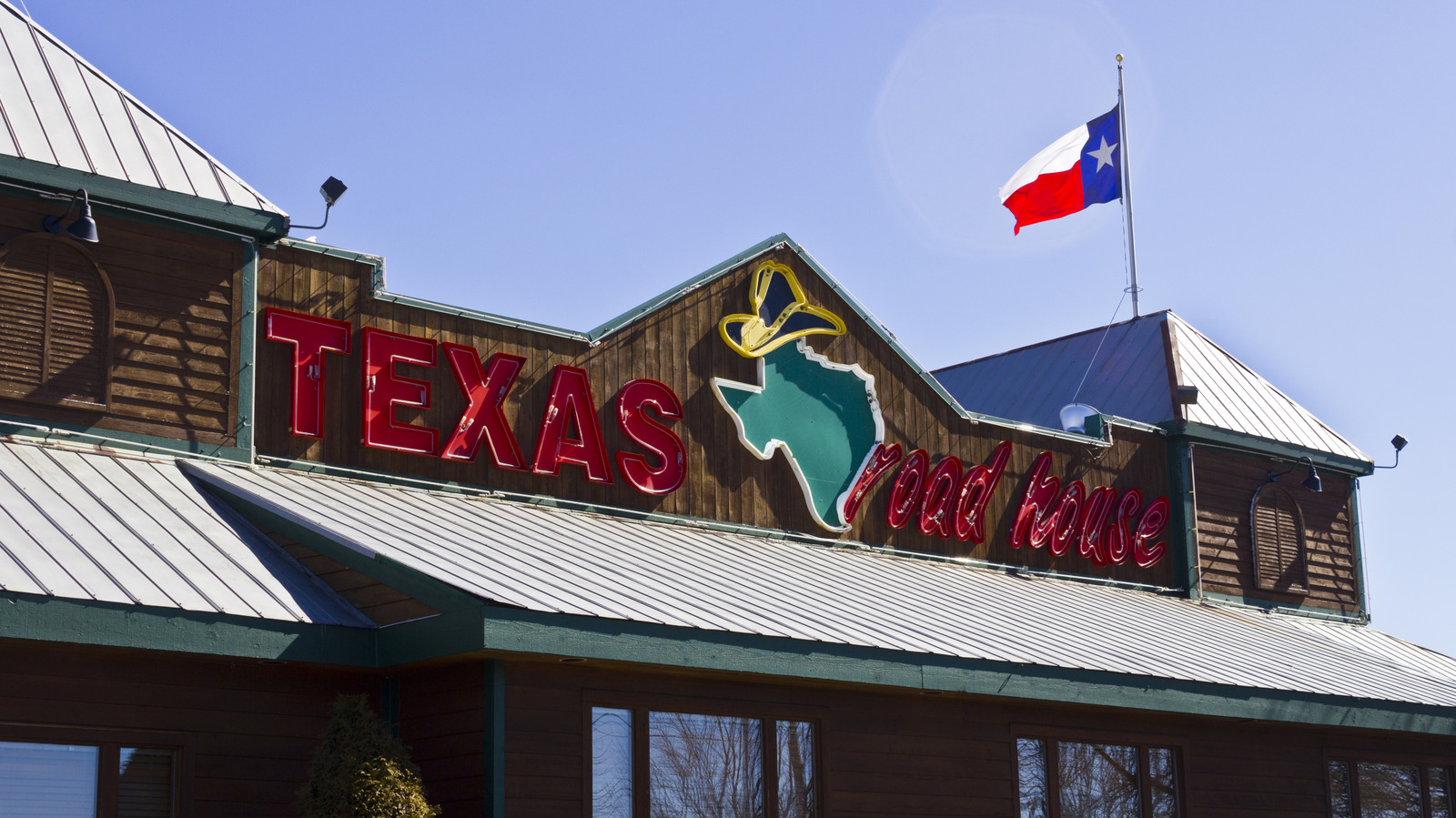7 Texas Roadhouse Meals That Give You More Bang For Your Buck Than The Steaks - Tasting Table