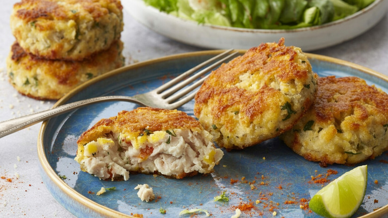 Crab cakes on a blue plate