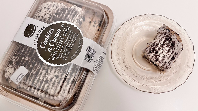 Cookies and cream sheet cake slice