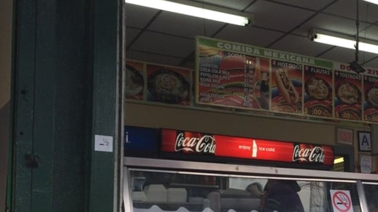 Doña Zita food stand