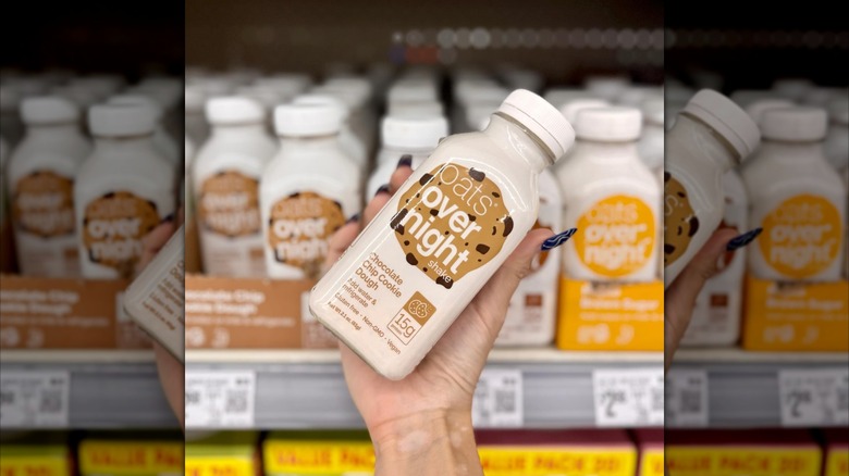 person holding oats overnight shake