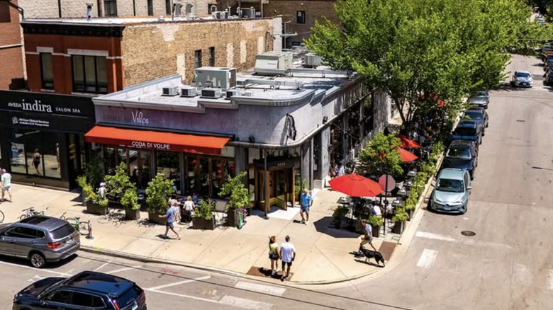 a drone shot of coda di volpe restaurant in wrigleyville