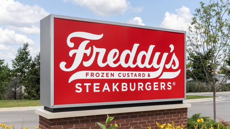 Exterior sign for a Freddy's Frozen Custard & Steakburgers chain location