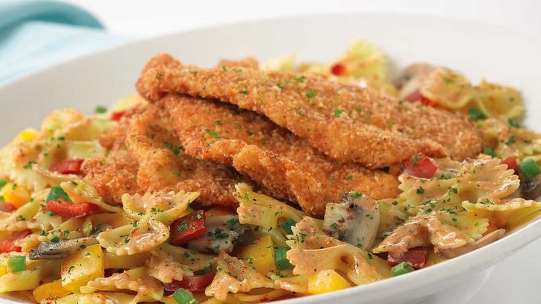 Close up view of the Louisiana Chicken Pasta dish at The Cheesecake Factory