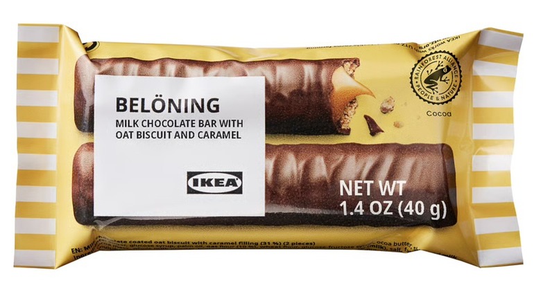 A beauty shot of the Belöning oat and caramel milk chocolate bar on a white background