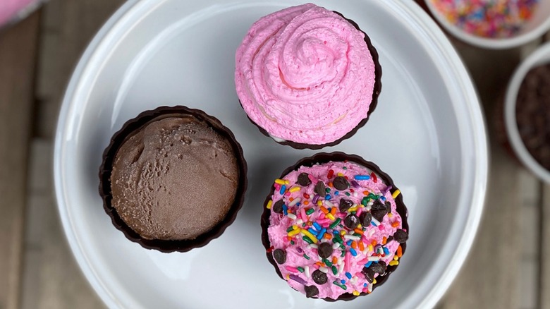 Cold Stone ice cream cupcakes on a plate
