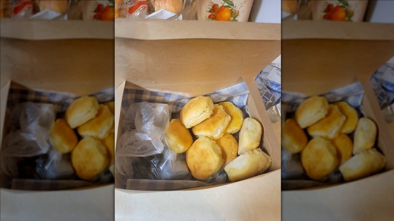 Cracker Barrel biscuits in to-go box