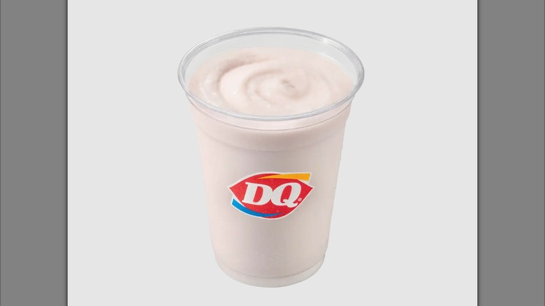 Dairy Queen Hibiscus Lemonade Cooler in to-go cup.