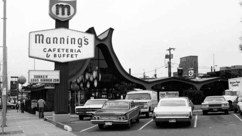 black-and-white photo of a Manning's coffee shop and restaurant in Seattle, WA, circa 1975
