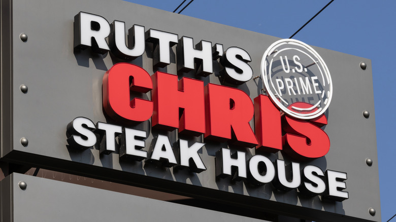 Ruth's Chris Steak House sign in Hawaii