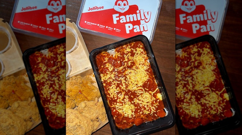 Jollibee spaghetti in takeout container on table