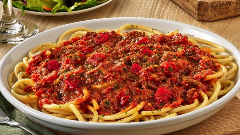 Bucatini pasta dish at Olive Garden in white dish