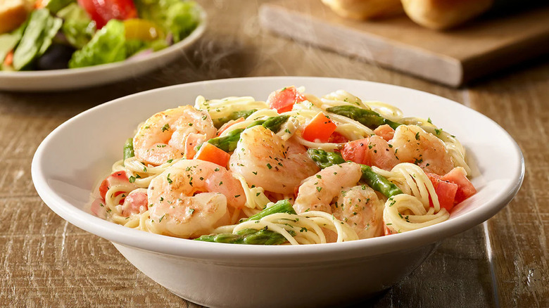 Shrimp scampi from Olive Garden in white bowl