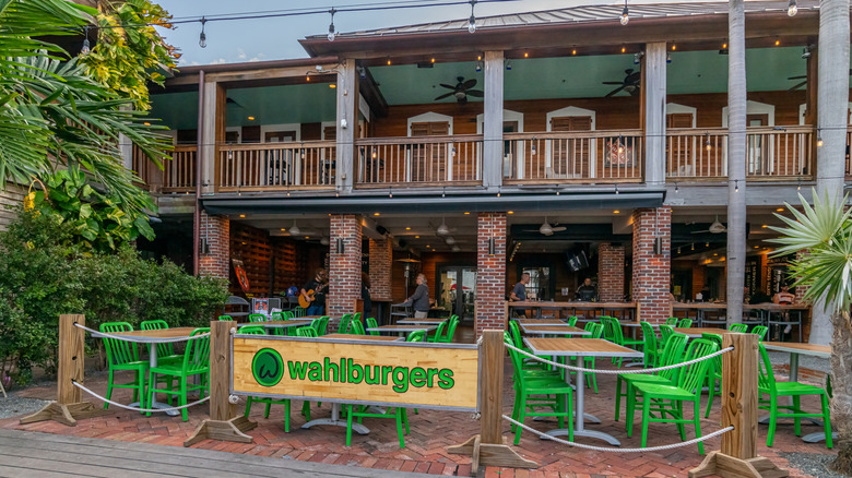 Exterior of Wahlburgers in Key West