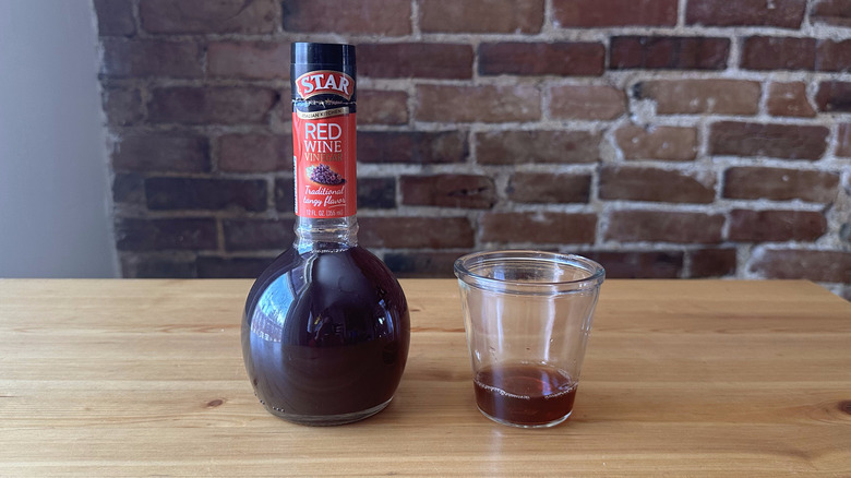 Star Red Wine Vinegar on wooden table
