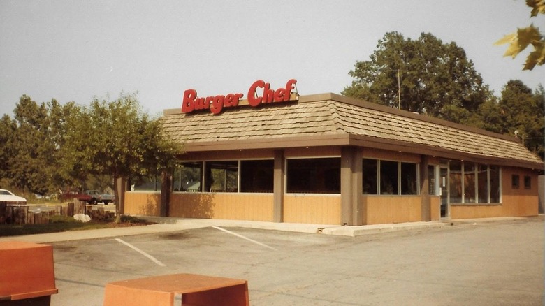 Burger Chef restaurant against grey sky and empty parking lot